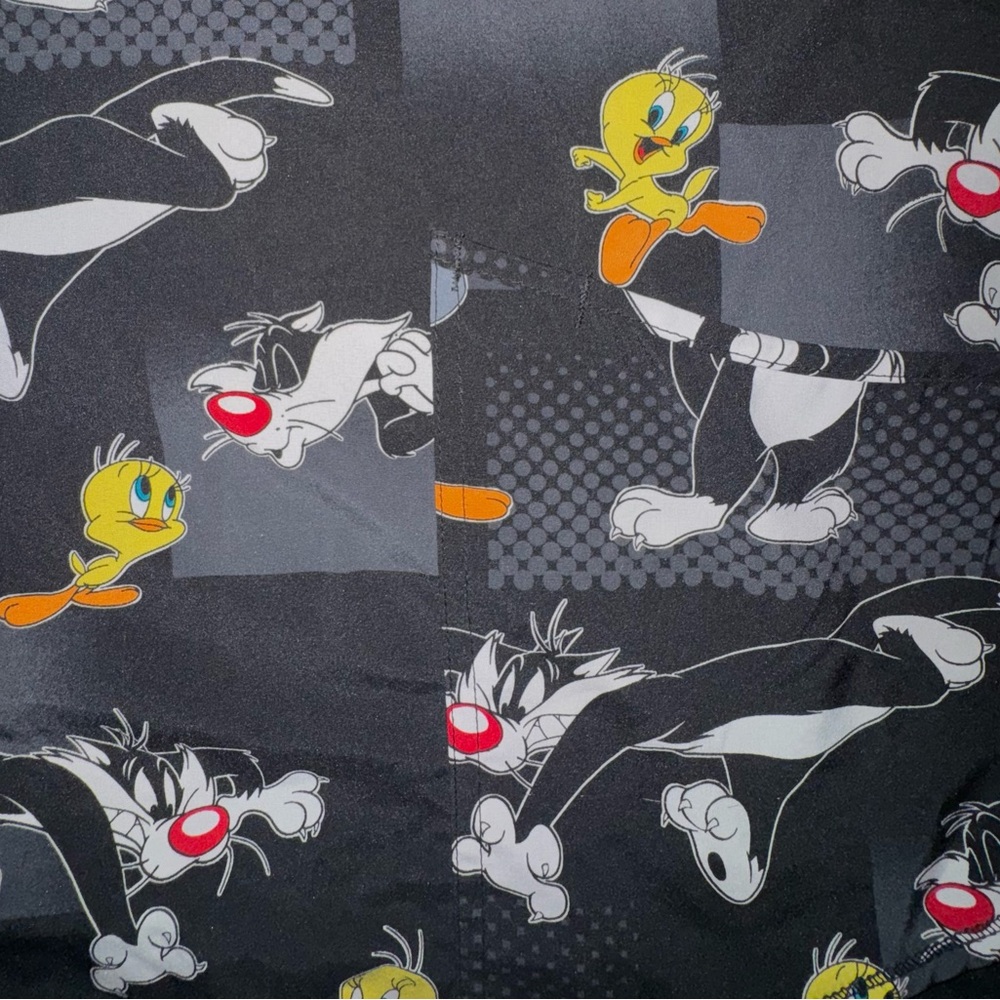 Warner Bros. Looney Tunes Sylvester and Tweety Bird Scrub Top. - Picture 7 of 8